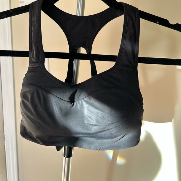 Nike Dri-Fit Sports Bra - Picture 2 of 7